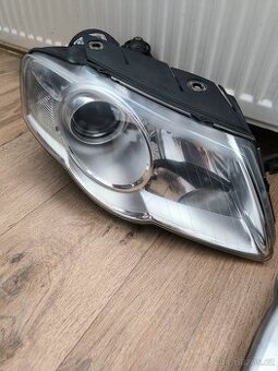 Pravé světlo VW Passat B6 - 2