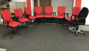Kvalitní německé kancelářské židle LD seating 7+1 - 2