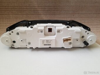 Panel přístrojů Peugeot 308 T9 - 2