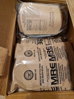 MRE balíček jidla - bojová dávka potravy - 2