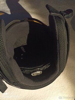 Lyžařská helma - 2