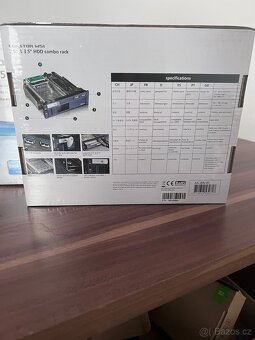 Akasa Lokstor M51 – 2.5" & 3.5" HDD/SSD combo rack - 2