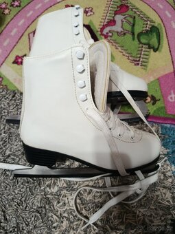Dámské brusle - 2