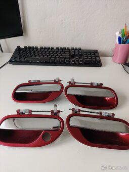 Volvo V40/S40 chromové kliky - 2