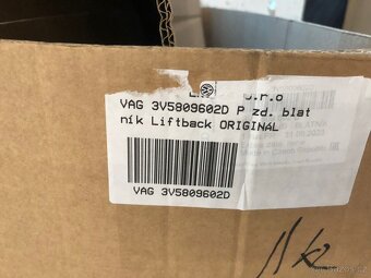 Pravý zadní blatnik Skoda Superb 3 Liftback ORIGINAL - 2