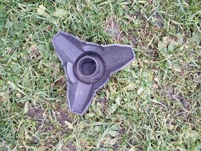 Kryt z křovinořezu Husqvarna - 2