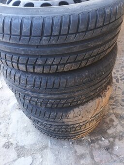 Kompletní kola 205/55R16.61/2Jx16H2 - 2