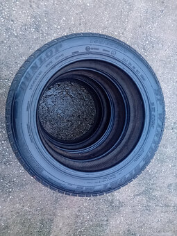 Zimní pneumatiky Dunlop 155/65 R15 - 2