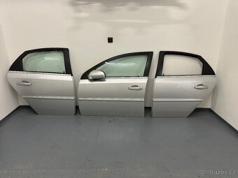 Opel Vectra C hatchback - 2