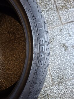 2x celoroční pneu 205/40 R17 - 2