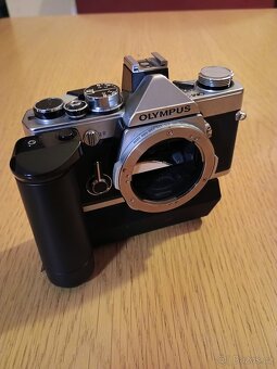 Olympus OM-2 + winder - 2