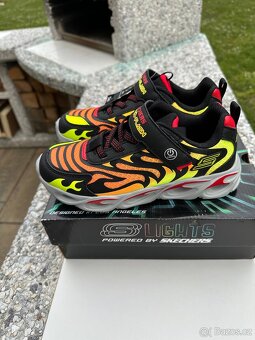 Nové Skechers, vel.34 - 2