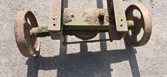 Podvozek na stabilní motor - 2