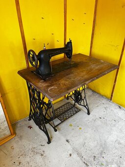 Šicí stroj Singer - 2