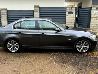BMW 330i E90, N52, automat - 2