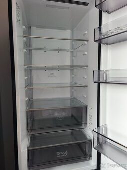Prodám chladničku s mrazákem NOVÁ - 2