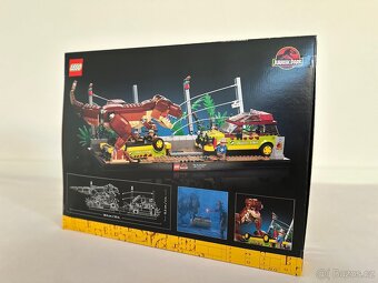 LEGO 76956 T-rex breakout - 2