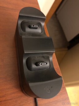 Sony DualShock 4 Charging Station (PS4) - 2
