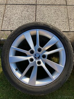 Letní kola Škoda Octavia 3, 225/45 R17 Bravuris 5 91Y - 2