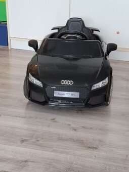 Dětské elektrické autíčko - 2
