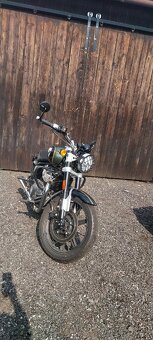 Super meteor 650 - 2