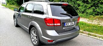 Fiat Freemont - 2