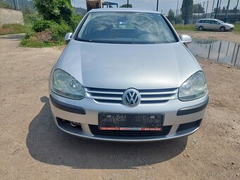 Volkswagen Golf V - 2