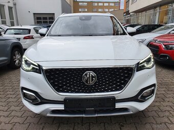 MG EHS PHEV Luxury 1.5 190kW - záruka Autodraft - - 2