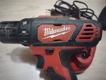 Milwaukee M12 BDD AKU vrtačka/šroubovák - 2
