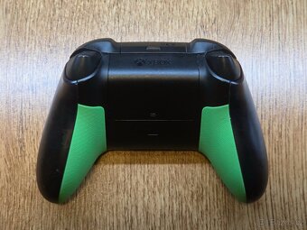 Xbox Ovladač (Limitovaná Edice) - 2