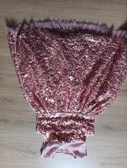 Sváteční šaty dívčí flitrikove vel.5-6let - 2