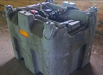 Čerpací stanice, nádrž na naftu 1000l phm - 2