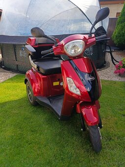 Elektrická tříkolka SELVO 31000 - 2