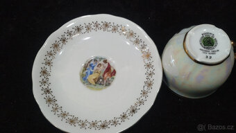 Porcelánový hrníček , talířek , Karlovarský porcelán . - 2