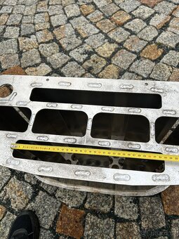 Prodám držák na lyže - 2