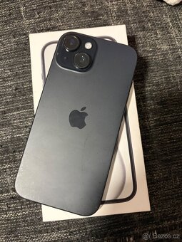 Apple iPhone 15 256gb kondice baterie 87% s kabelem oděrky n - 2