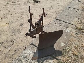 Orací radlice a nastavovací těleso + nože - 2