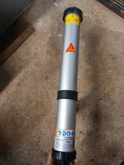 Pneumatická pistole na tmel - 2