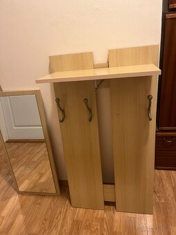 Věšáková stěna se zrcadlem - 2