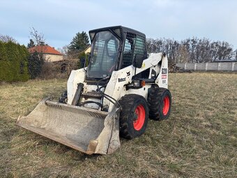 Smykový nakladač BOBCAT S220 55,9 kw - 2