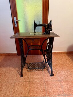 Šicí stroj SINGER - 2