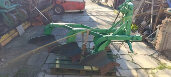 Pluh za traktor - 2