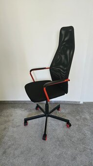IKEA Herní židle HUVUDSPELARE - 2