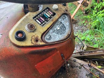 Zetor 4011/4511 kabrio celek nebo díly - 2