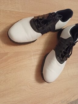 Golfové boty ADIDAS vyměním za láhev vína - 2