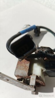 Prodám přední senzor naklápění xenonu Renault Espace IV - 2