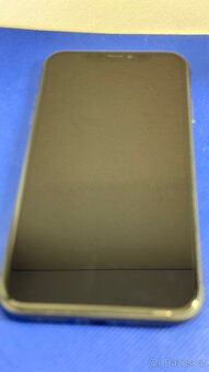 iPhone 11 64GB Black, krásný stav - 2