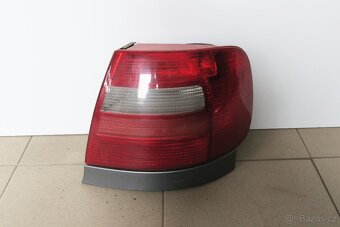 Zadní světla Audi A4 - 2