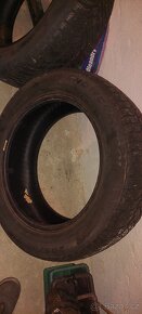 Pneu Pirelli Zimní cca 5mm 2ks 2016 - 2