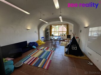 Pronájem 6 kanceláří 435 m² - 2